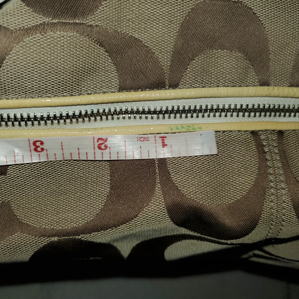 Coach Bag, Coach Signature Canvas Handbag Tan ,brown , yellow. Vintage. - Picture 12 of 16